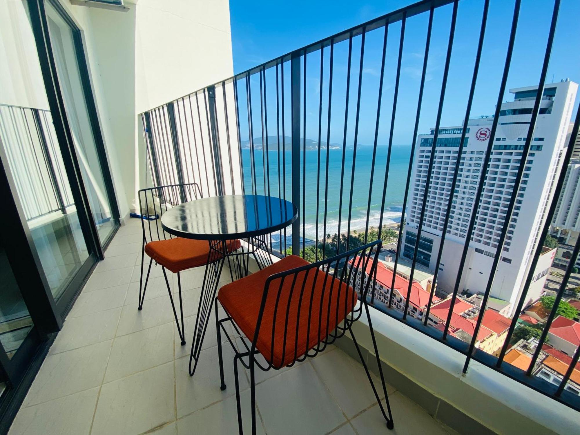 Can Ho Gold Coast O Nha Trang View Bien - Vivastay Εξωτερικό φωτογραφία